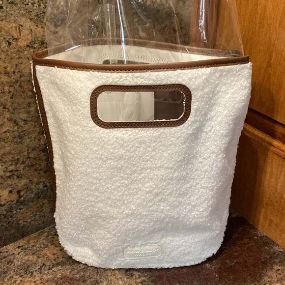 3-pc Set “COCO SHEA RICH MOISTURE” by BBW, Body Wash & Butter + Gift Bag, NWTag - Picture 7 of 10